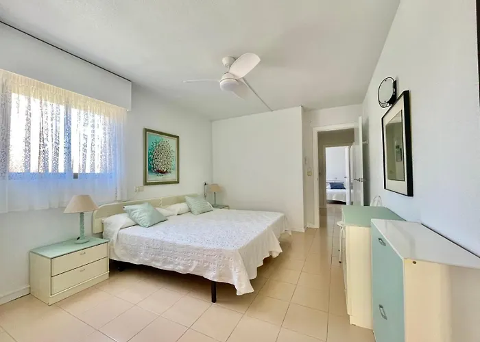 Coblanca Poniente 公寓 *