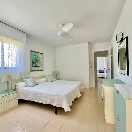 Coblanca Poniente Apartamento *